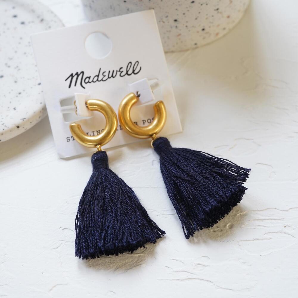 Madewell Lantern Tassel Earrings - Picture 2 of 4
